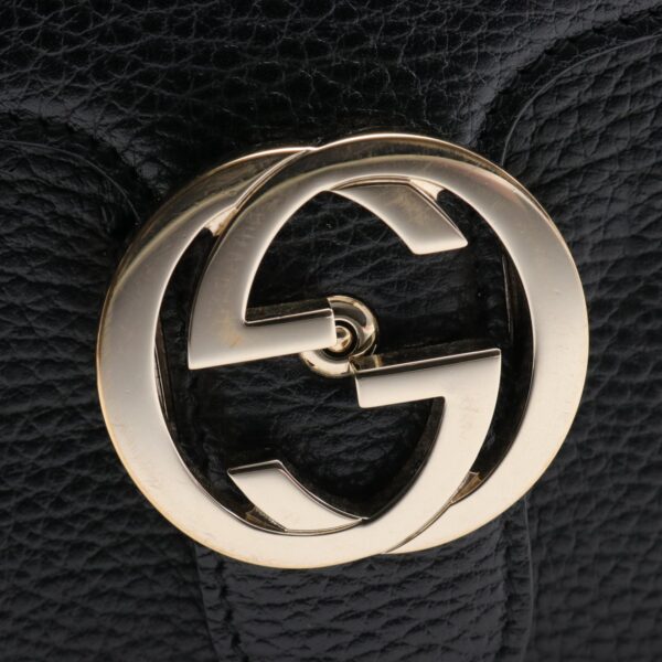 2101218003093 5 Gucci Interlocking G Shoulder Bag Black