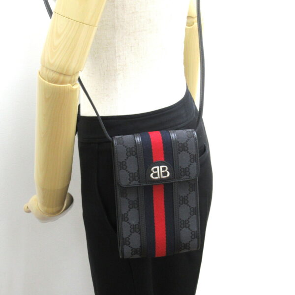 2101218040234 5 Balenciaga x Gucci Hacker Project Shoulder Bag Black