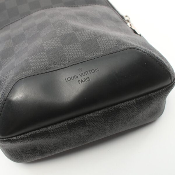 2101218084818 5 Louis Vuitton Avenue Sling Bag Damier Graphite Black