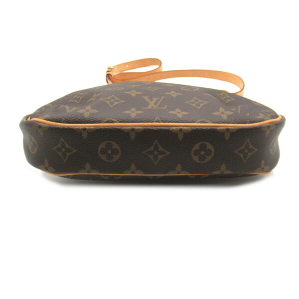 2101218104790 4 Louis Vuitton Odeon PM Monogram Shoulder Bag Brown