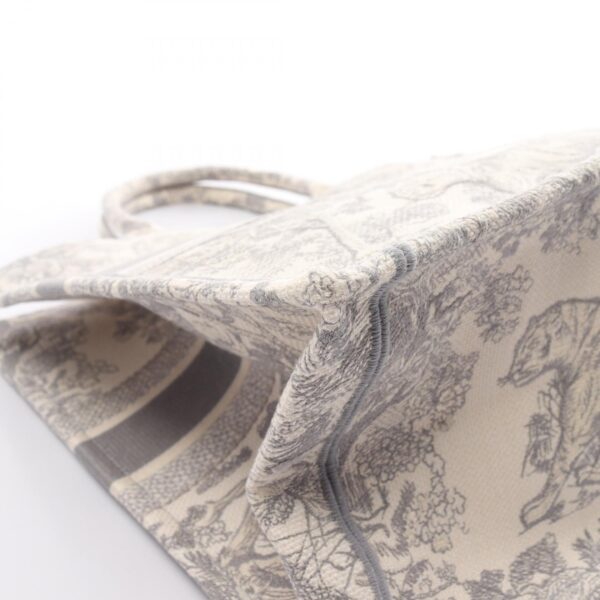 2101218125900 6 Dior Book Tote Large Toile de Jouy Tote Bag Gray Ivory