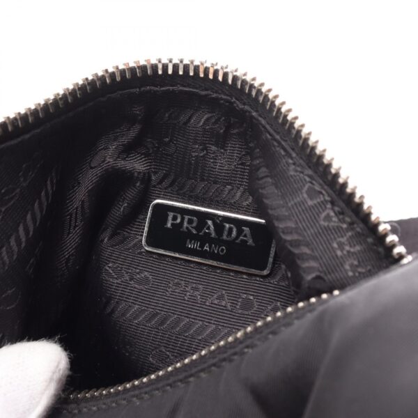 2104102303606 4 Prada Re Edition 2005 Re Nylon Shoulder Bag Nylon Saffiano Black