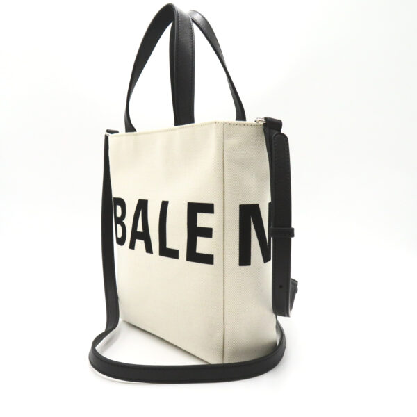 2106800530377 3 Balenciaga Everyday Tote 2Way Leather White Black