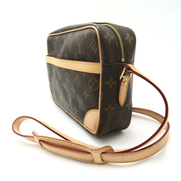 2107400216050 3 Louis Vuitton Trocadero Shoulder Bag Monogram Brown