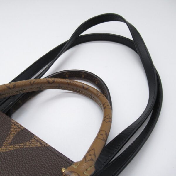 2107600981758 10 Louis Vuitton On The Go Tote Bag Monogram Giant Brown