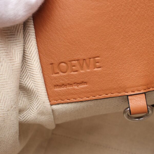 2107601001813 4 Loewe Hammock Small Marine Handbag Leather Brown