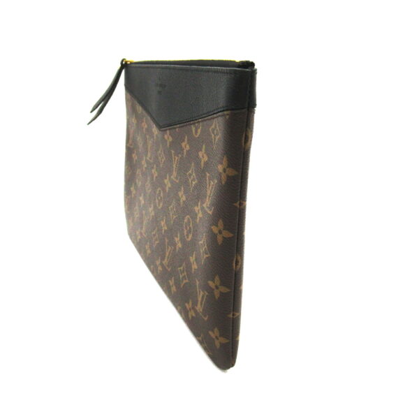 2118400130277 3 Louis Vuitton Daily Pouch Clutch Bag Monogram Brown Black