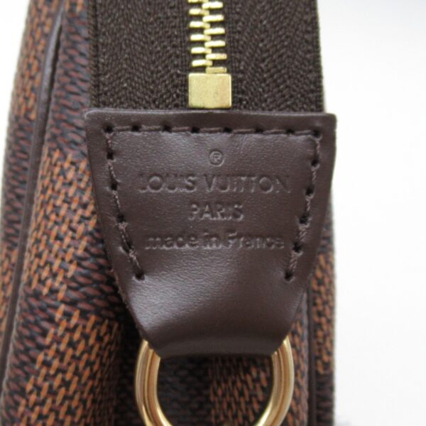 2118500045709 11 Louis Vuitton Eva Shoulder Bag Damier Brown