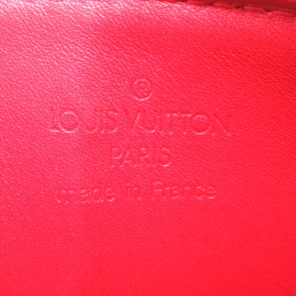 2119900006666 11 Louis Vuitton Lexington Accessory Pouch Vernis Red