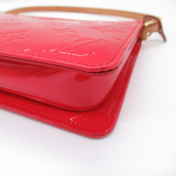 2119900006666 7 Louis Vuitton Lexington Accessory Pouch Vernis Red