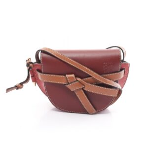 2120700144236 1 Celine Vintage Macadam Blason Triomphe Medal Motif Leather Shoulder Bag Brown