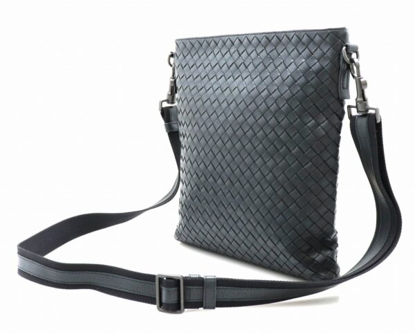 21731573 1 Bottega Veneta Intrecciato Shoulder Bag Diagonal Calf Leather Black