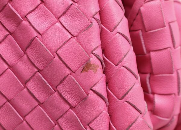 21760649 7 Bottega Veneta Intrecciato Handbag Leather Shocking Pink