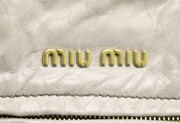 21800920 8 Miu Miu Crossbody Bag Leather Greige