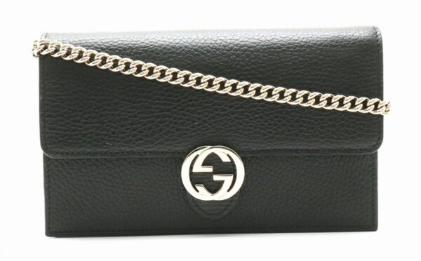 21801261 Gucci Interlocking Logo Embossed Leather Chain Wallet Black