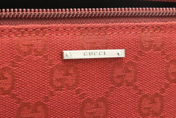 21801335 7 Gucci GG Accessory Pouch Red