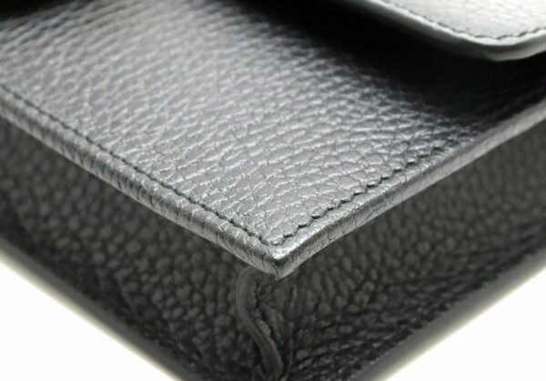 21810164 2 GUCCI Gucci Interlocking G Logo Chain Wallet Black