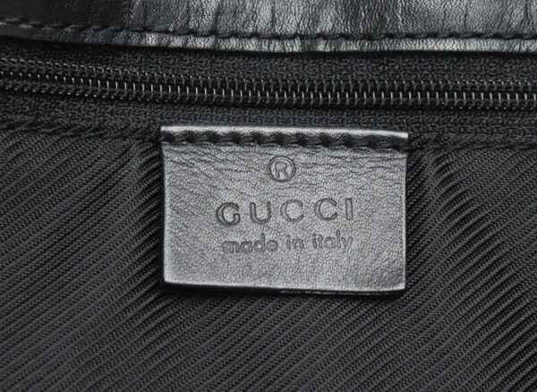 21821518 8 Gucci GG Bucket Tote Bag Leather Black