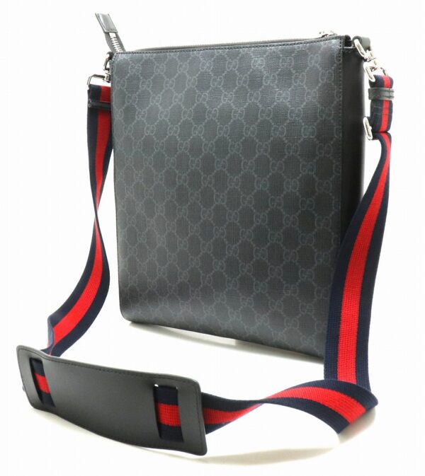 21891709 1 Gucci GG Supreme Courier Messenger Bag Snake Tiger Black