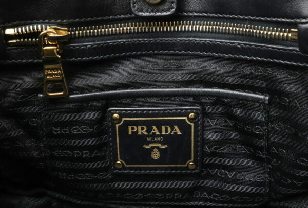 21940707 8 Prada Nappa Gaufre Tote Bag Shoulder 2WAY Leather Nero Black