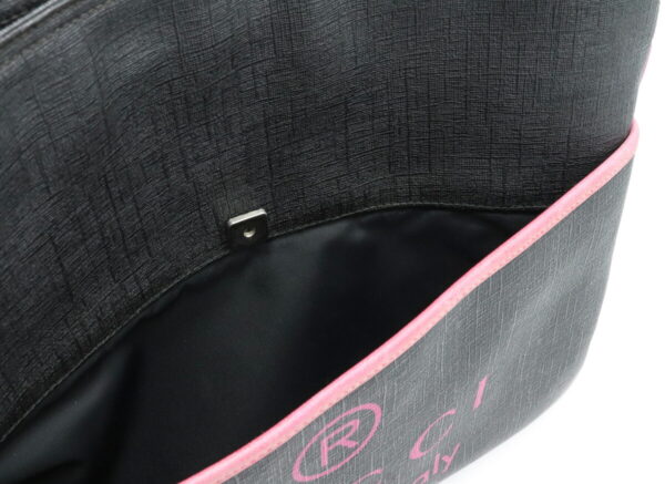 21970180 6 Gucci Logo Leather Crossbody Messenger Bag Black Pink