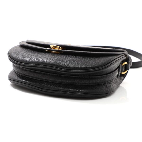 21i33307 Ferragamo Calf Leather Shoulder Bag Black