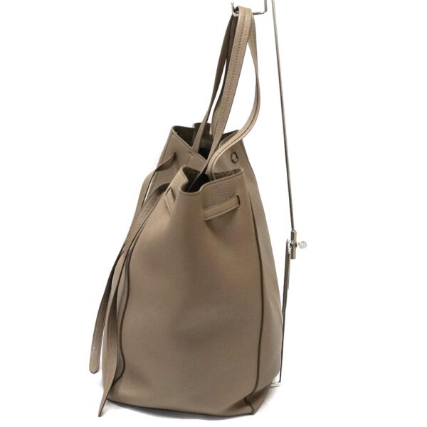 22 8872 5 Celine Hippo Phantom Medium Tote Bag Taupe Greige