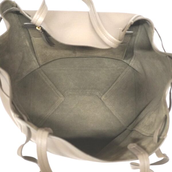 22 8872 8 Celine Hippo Phantom Medium Tote Bag Taupe Greige