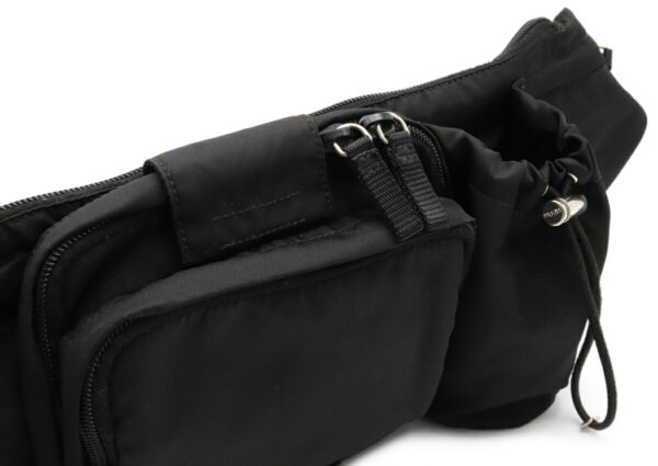 22040947 6 Prada Waist Bag Nylon Nero Black