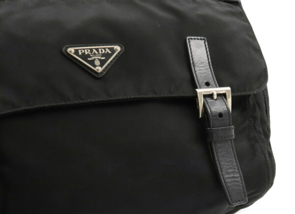 22041379 8 Prada Messenger Bag Nylon Leather Nero Black