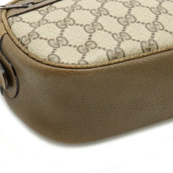 22230501 3 Gucci Gucci GG Plus Crossbody Pochette Beige