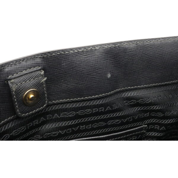 22240098 6 Prada Galleria Saffiano Handbag Leather Nero Black