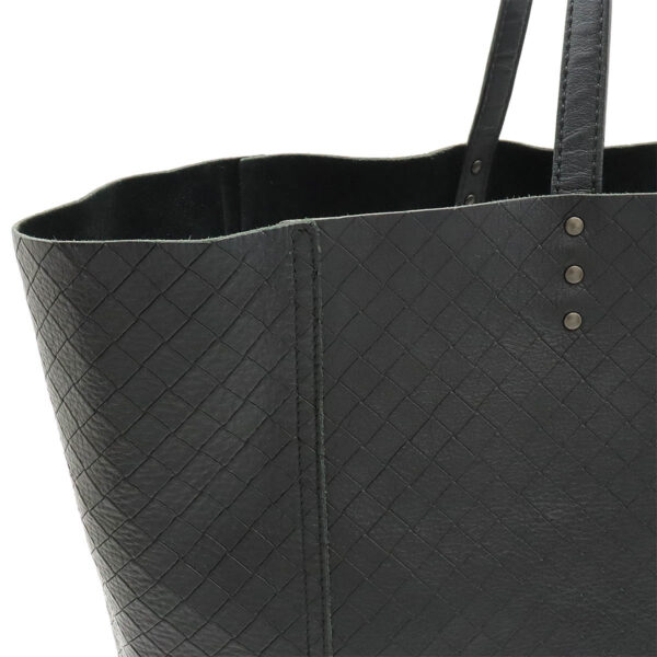 22470119 6 Bottega Veneta Intreccio Mirage Tote Leather Black