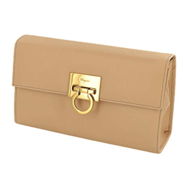 23 0578 01 Ferragamo Gancini Clutch Bag Beige