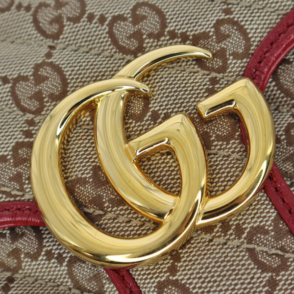 23 3589 10 Gucci GG Marmont Chain Shoulder Bag