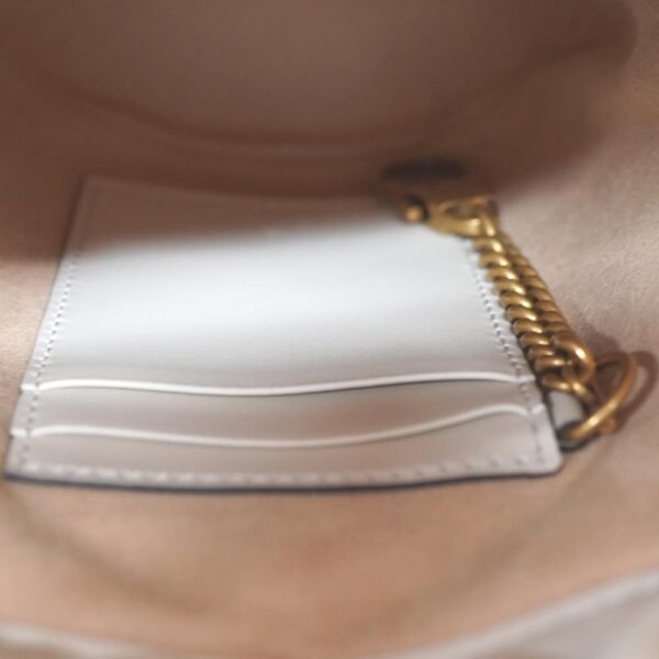 23 3909 10 Gucci Mini Bucket Bag Chain Shoulder Leather White