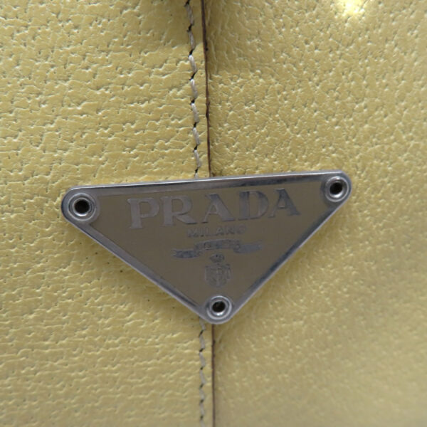 23 416511 Prada Handbag