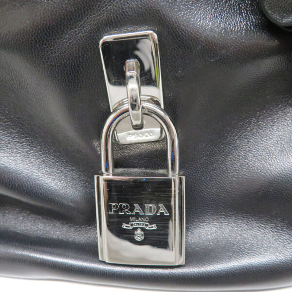 23 441820 Prada Handbag