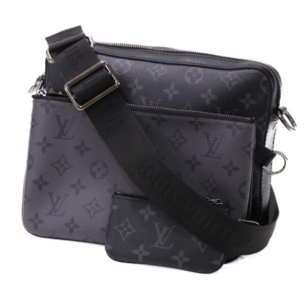 23 4599 01 Louis Vuitton Trio Messenger Shoulder Bag Black