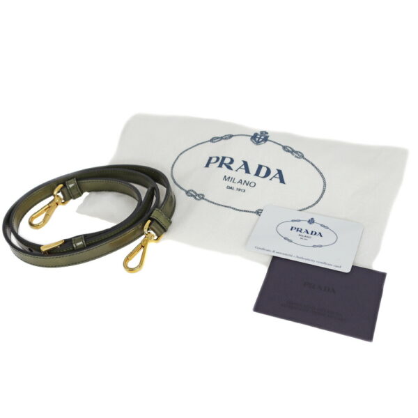 23 6062 19 Prada Handbag