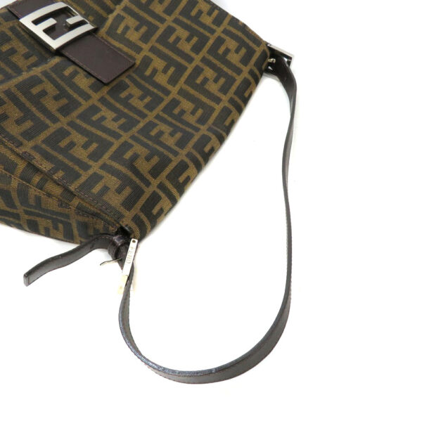 230328211 Fendi Mamma Bucket