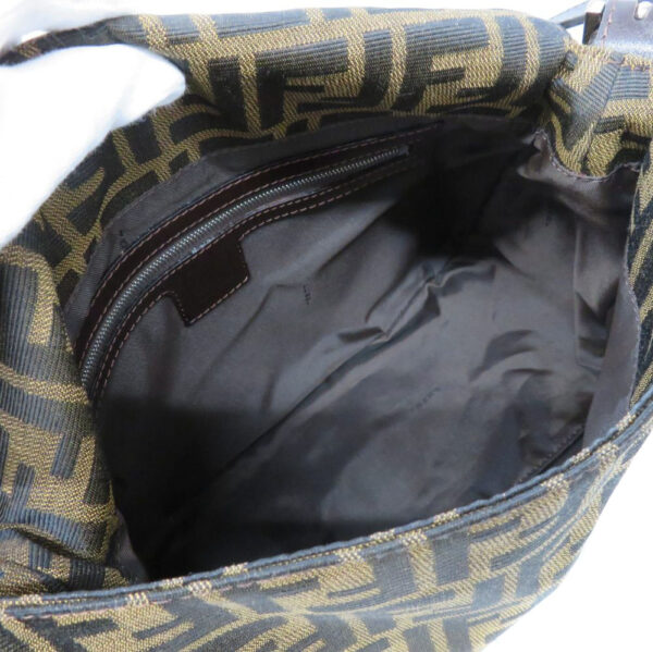 23032828 Fendi Mamma Bucket