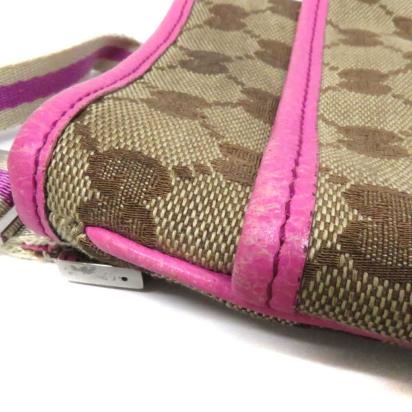 24 214316 Gucci Pochette GG Canvas Pink