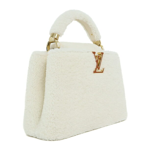 24 2813 02 Louis Vuitton Capucines BB Handbag White