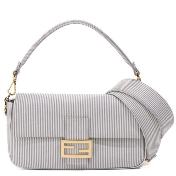 24 2846 01 Fendi Mamma Bucket Shoulder Bag White Gray