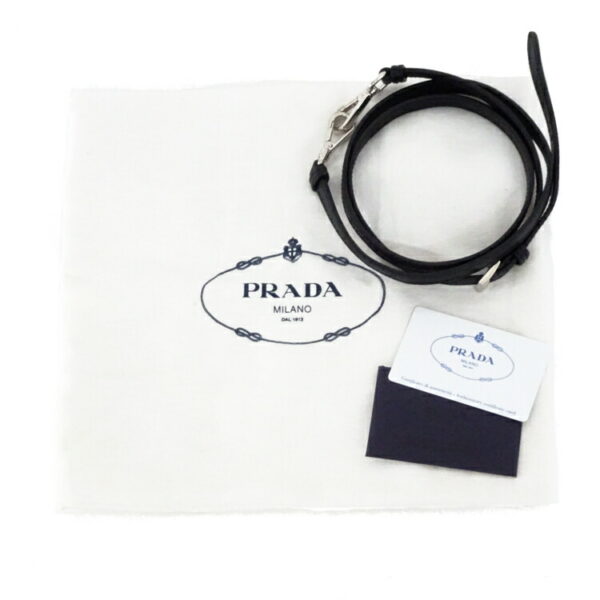 24 3562 10 Prada Saffiano Handbag Noir Black