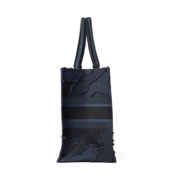 24 3775 02 Dior Book Tote Medium Camouflage Navy