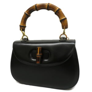 24 418701 Burberry Leather Shoulder Bag Black