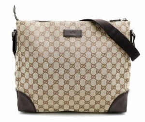 31721135 Louis Vuitton Pochette Metis Monogram Shoulder Bag