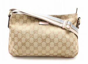 31750964 Louis Vuitton Zippy Wallet Champagne